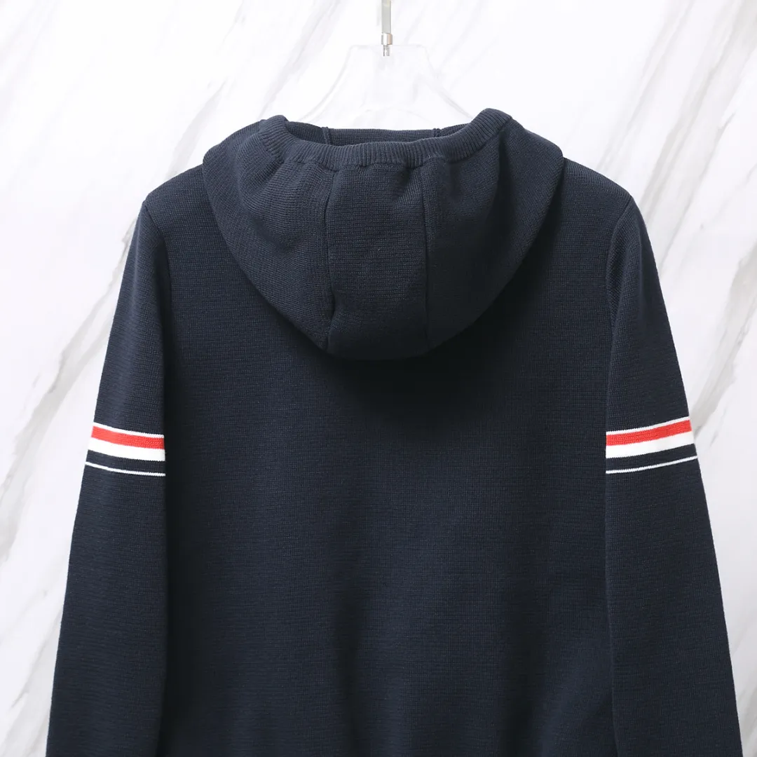 ：M 23（TB ） THOM BROWNE .TB TB Breathable Same Style ：White/Gray/Navy Blue/Black Size：1/2/3/4